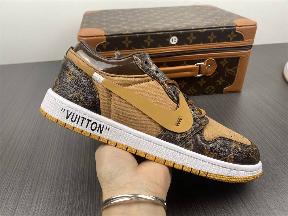 OFF-WHITE x Air Jordan 1 low